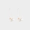 Oorbellen creool bloemen beige