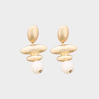 Oorbellen ovaal bol beige