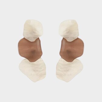 Oorbellen trio resin beige