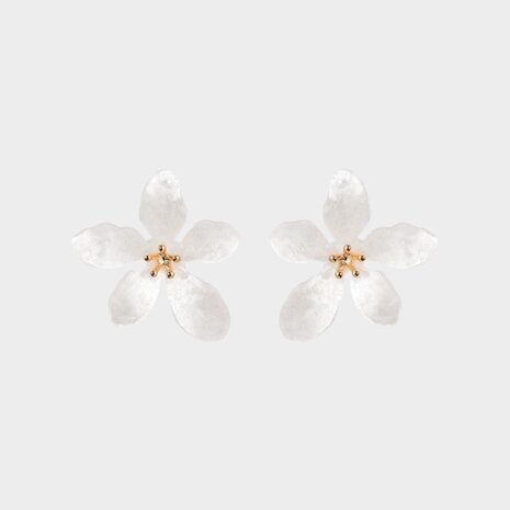 Oorbellen resin bloem wit