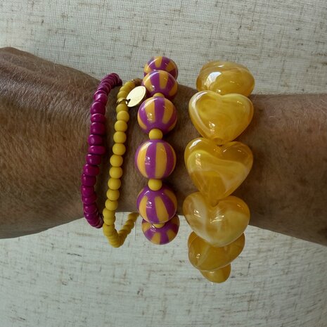 Armband harten resin okergeel