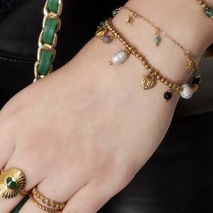 Armband staal bedel groen Armband staal bedel groen