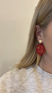 Oorbellen rozet bloem rood