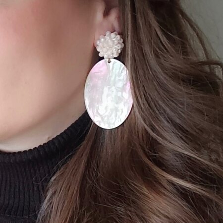 Oorbellen resin candy bruin