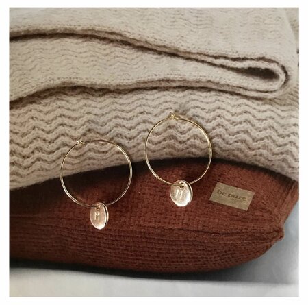 Oorbellen creool letter klein