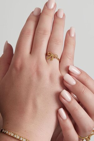 Ring strikje goud