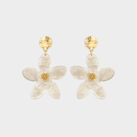 Oorbellen resin bloem beige