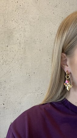 Oorbellen bloem kraal multi