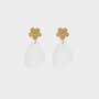 Oorbellen schelp bloem wit